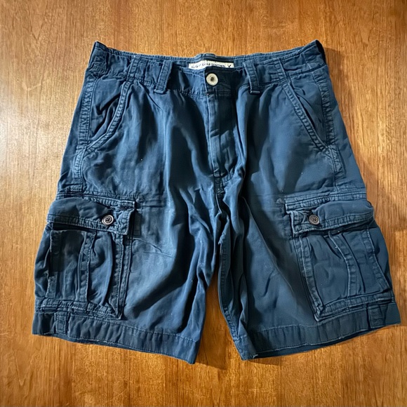 American Eagle Outfitters Classic Cargo Shorts - Picture 1 of 2